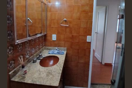 Apartamento à venda com 140m², 4 quartos e 1 vaga Apartamento à venda com 140m², 4 quartos e 1 vagaBanheiro 1