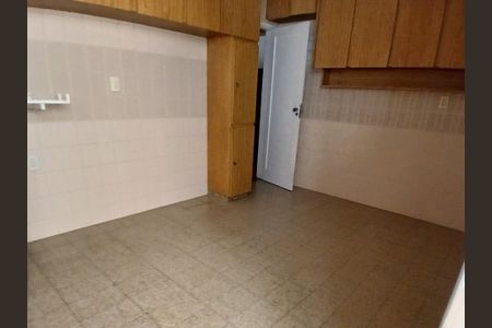 Apartamento à venda com 140m², 4 quartos e 1 vaga Apartamento à venda com 140m², 4 quartos e 1 vagaCozinha