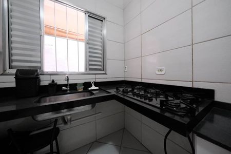 Kitnet de casa para alugar com 1 quarto, 30m² em Vila Euthalia, São Paulo