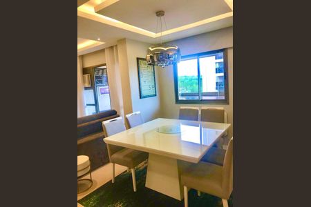 Apartamento à venda com 80m², 2 quartos e 1 vagaSala