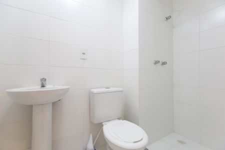 Apartamento para alugar com 47m², 2 quartos e 1 vaga Apartamento para alugar com 47m², 2 quartos e 1 vagaBanheiro