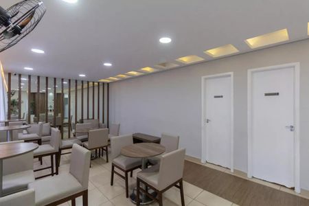 Apartamento para alugar com 47m², 2 quartos e 1 vaga Apartamento para alugar com 47m², 2 quartos e 1 vagaÁrea comum - Salão de Festas