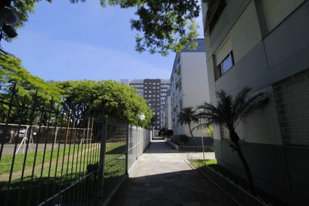 Apartamento à venda com 42m², 1 quarto e sem vagaÁrea comum
