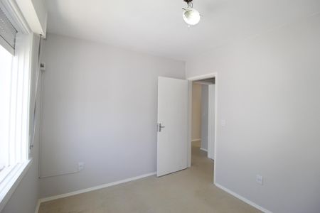 Suíte 1 de apartamento à venda com 1 quarto, 42m² em Passo D’areia, Porto Alegre