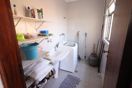 Casa à venda com 100m², 2 quartos e sem vagaÁrea de Serviço