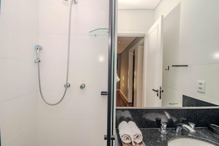 Apartamento à venda com 83m², 2 quartos e sem vaga Apartamento à venda com 83m², 2 quartos e sem vagaBanheiro Social