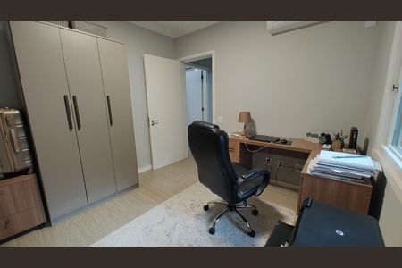 Apartamento à venda com 84m², 2 quartos e 1 vagaEscritório