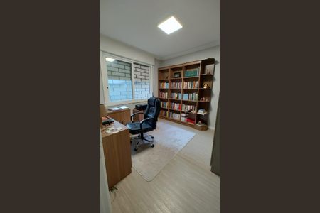 Apartamento à venda com 84m², 2 quartos e 1 vagaEscritório