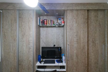 Apartamento à venda com 94m², 3 quartos e 2 vagas Apartamento à venda com 94m², 3 quartos e 2 vagasQuarto 2