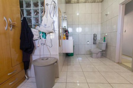 Casa à venda com 90m², 1 quarto e sem vaga Casa à venda com 90m², 1 quarto e sem vagaBanheiro Social