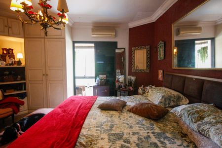 Apartamento para alugar com 225m², 3 quartos e 4 vagasSuíte 1