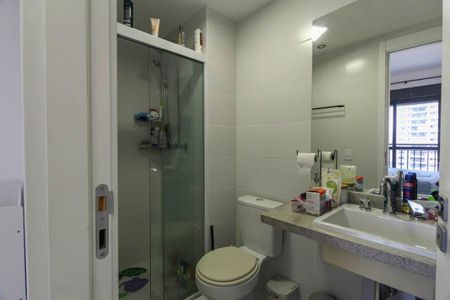 Apartamento à venda com 64m², 2 quartos e 1 vaga Apartamento à venda com 64m², 2 quartos e 1 vagaBanheiro da Suíte