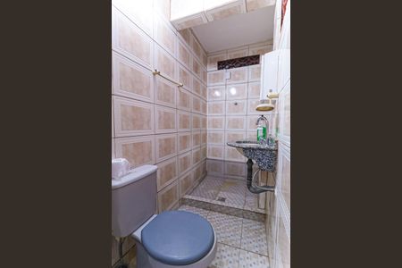 Casa para alugar com 105m², 2 quartos e sem vagaBanheiro de Serviço