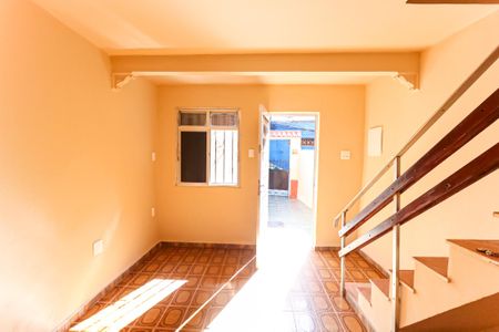 Casa para alugar com 2 quartos, 105m² em Pilares, Rio de Janeiro