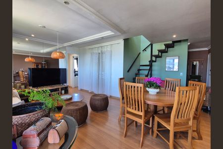 Sala de apartamento para alugar com 3 quartos, 180m² em Barra da Tijuca, Rio de Janeiro