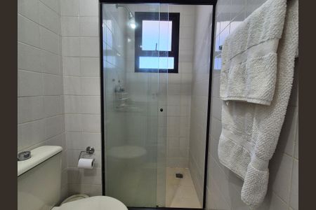 Apartamento para alugar com 180m², 3 quartos e 2 vagasBanheiro suite 1
