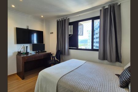 Apartamento para alugar com 180m², 3 quartos e 2 vagasSuíte 1