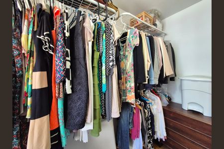 Apartamento para alugar com 180m², 3 quartos e 2 vagasQuarto