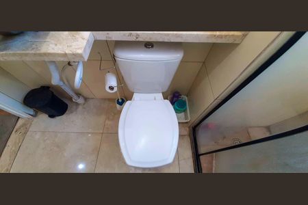 Apartamento à venda com 42m², 2 quartos e 1 vagaBanheiro Social
