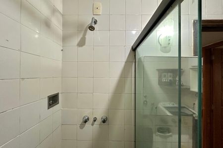 Apartamento à venda com 43m², 2 quartos e sem vaga Apartamento à venda com 43m², 2 quartos e sem vagaBanheiro