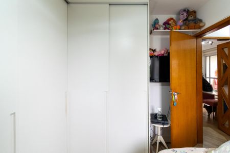 Apartamento à venda com 54m², 2 quartos e 2 vagasQuarto 2
