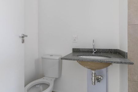Banheiro de kitnet/studio à venda com 1 quarto, 28m² em Vila Buarque, São Paulo
