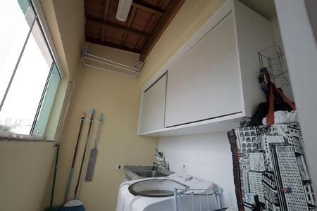 Apartamento à venda com 77m², 2 quartos e 1 vagaÁrea de Serviço