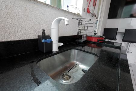 Apartamento à venda com 77m², 2 quartos e 1 vagaCozinha