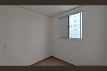 Quarto 2 de apartamento para alugar com 2 quartos, 40m² em Vila Sao Paulo, Ferraz de Vasconcelos