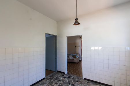 Casa à venda com 253m², 2 quartos e 2 vagasCozinha