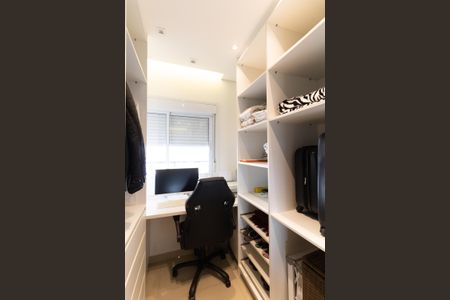 Apartamento à venda com 65m², 1 quarto e 1 vagaCloset da Suíte