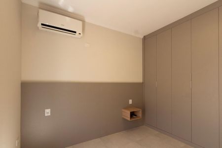 Casa de condomínio para alugar com 119m², 3 quartos e 3 vagas Casa de condomínio para alugar com 119m², 3 quartos e 3 vagasSuíte