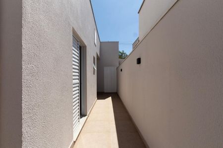 Casa de condomínio para alugar com 119m², 3 quartos e 3 vagas Casa de condomínio para alugar com 119m², 3 quartos e 3 vagasÁrea de Serviço