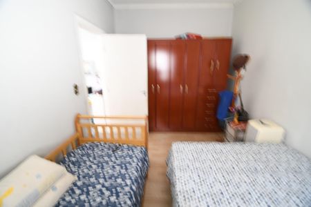 Casa à venda com 250m², 3 quartos e 2 vagasCasa 2 - Quarto