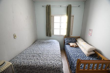 Casa à venda com 250m², 3 quartos e 2 vagasCasa 2 - Quarto