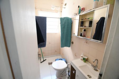 Casa à venda com 250m², 3 quartos e 2 vagasCasa 2 - Banheiro
