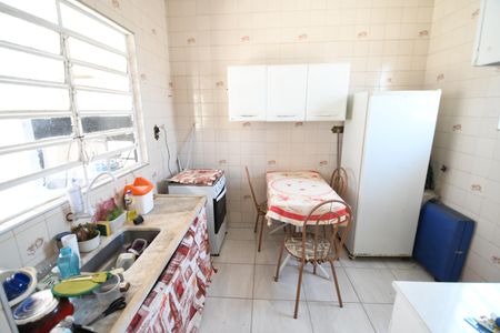 Casa à venda com 250m², 3 quartos e 2 vagasCasa 2 - Cozinha