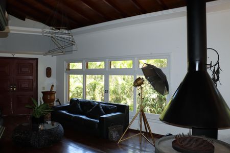 Casa de condomínio para alugar com 700m², 6 quartos e 4 vagasSala 1