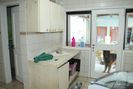 Casa de condomínio para alugar com 700m², 6 quartos e 4 vagasÁrea de Serviço