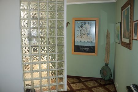 Casa de condomínio para alugar com 700m², 6 quartos e 4 vagasHall