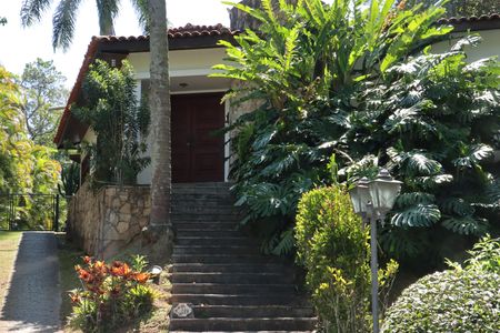 Casa de condomínio para alugar com 700m², 6 quartos e 4 vagasÁrea Externa