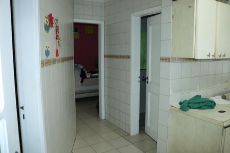 Casa de condomínio para alugar com 700m², 6 quartos e 4 vagasÁrea de Serviço