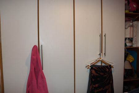 Casa de condomínio para alugar com 700m², 6 quartos e 4 vagasQuarto de Serviço