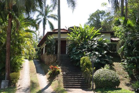 Casa de condomínio para alugar com 700m², 6 quartos e 4 vagasÁrea Externa