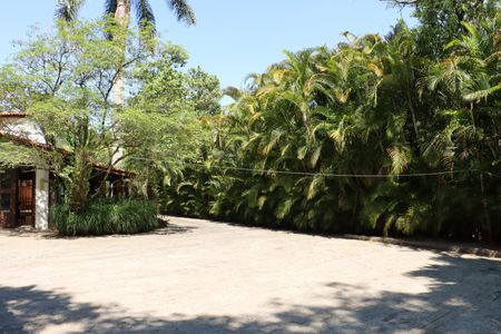 Casa de condomínio para alugar com 700m², 6 quartos e 4 vagasGaragem