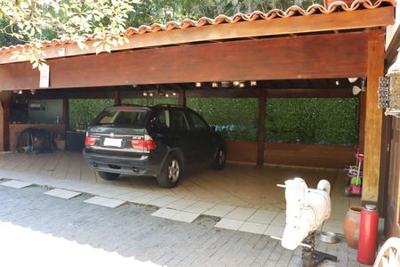 Casa de condomínio para alugar com 700m², 6 quartos e 4 vagasGaragem