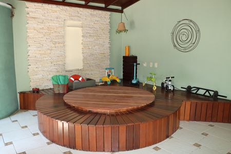 Casa de condomínio para alugar com 700m², 6 quartos e 4 vagasÁrea Gourmet