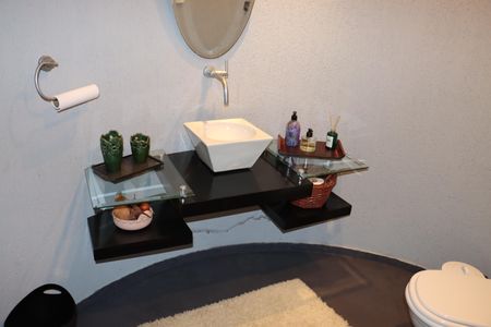 Casa de condomínio para alugar com 700m², 6 quartos e 4 vagasLavabo