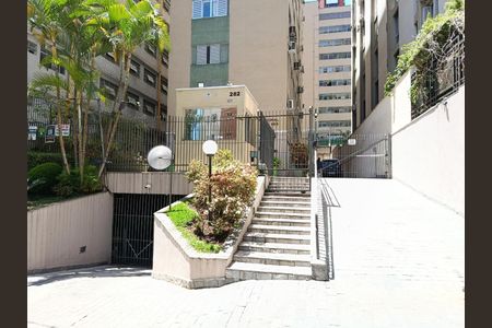 Apartamento à venda com 125m², 3 quartos e 1 vaga Apartamento à venda com 125m², 3 quartos e 1 vagaEntrada do condomínio