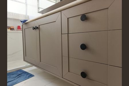 Apartamento à venda com 125m², 3 quartos e 1 vaga Apartamento à venda com 125m², 3 quartos e 1 vagaBanheiro da Suíte